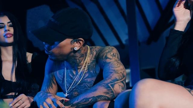 LORA 🦜-  Pirlo (Video Oficial)