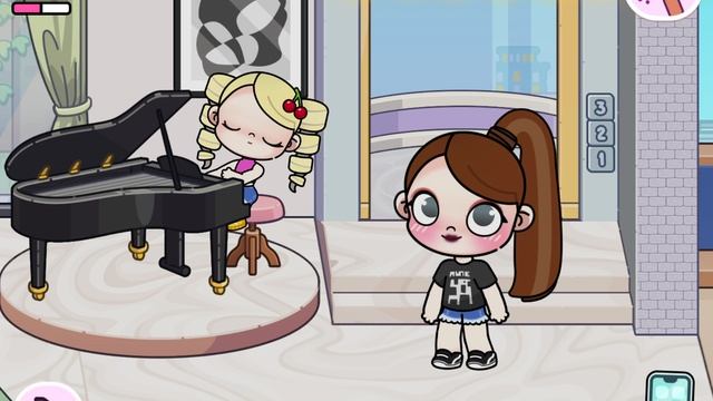 Алина играет гаммы