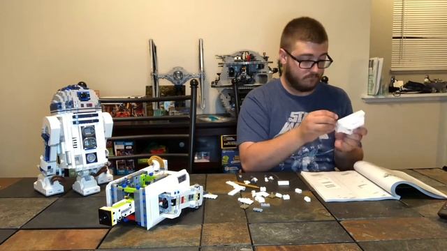 LEGO Star Wars 75308 UCS R2-D2 Speed Build смотреть онлайн
