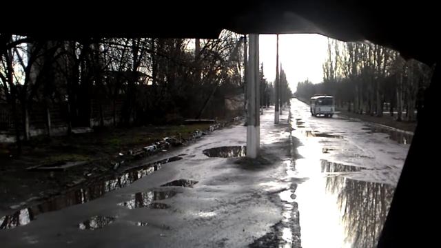 ЛАЗ на вулицях м. Дзержинськ (Донецька обл.) 04.04.2015 смотреть онлайн