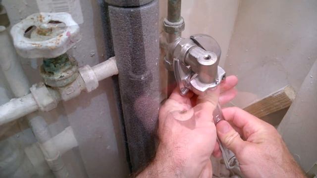 Combi Care - BWT - Scale Inhibitor Cartridge Replacement Instructions and Maintenance смотреть онлайн