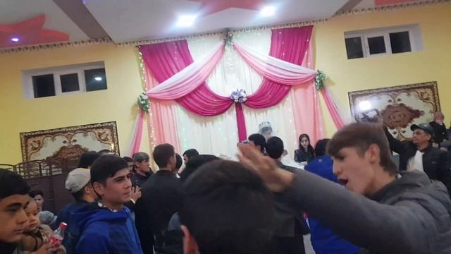 Базми устод Хайриддини Бозор дар ресторани Раҳимҷон тамошо кунед гарени хонд смотреть онлайн