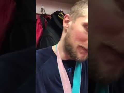 Российские хоккеисты празднуют победу в олимпийских играх 2018. смотреть онлайн