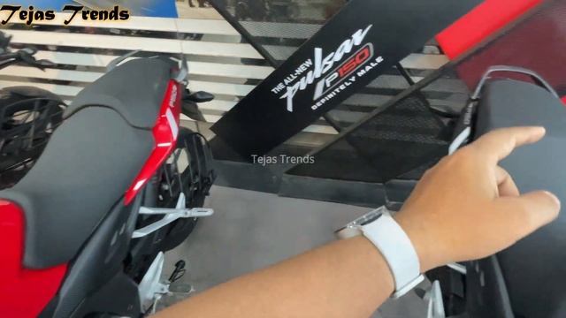 ₹3,000 ka difference | Bajaj Pulsar P150 Dual Disc Vs Bajaj Pulsar P150 Single Disc | Which 1 to bu смотреть онлайн