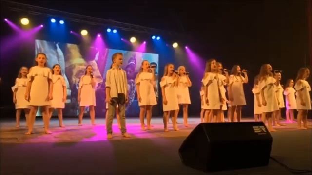 cover "Earth Song" Michael Jackson смотреть онлайн