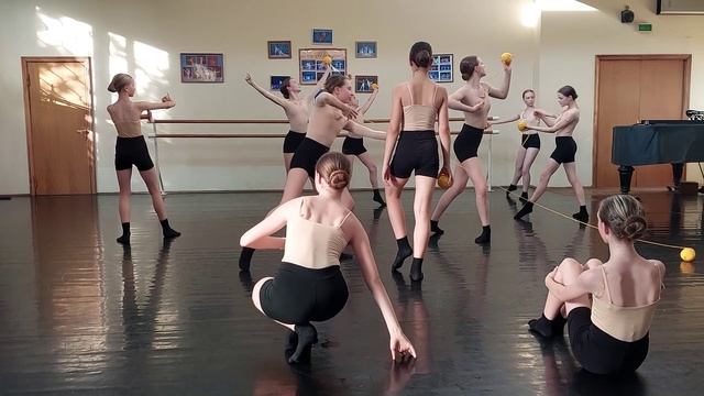 2024_06_14 Открытый урок в ДШИ Балакирева - Танец Клубочки (Дина Вебер) смотреть онлайн