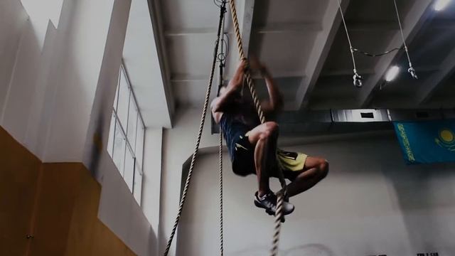 Golden Eagle Crossfit смотреть онлайн