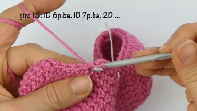 Come Fare un Cuore Amigurumi (sottotitoli in spagnolo, inglese e francese) смотреть онлайн
