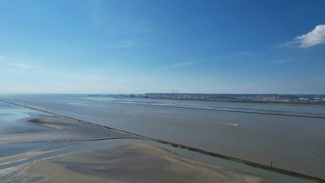 Plage du butin смотреть онлайн