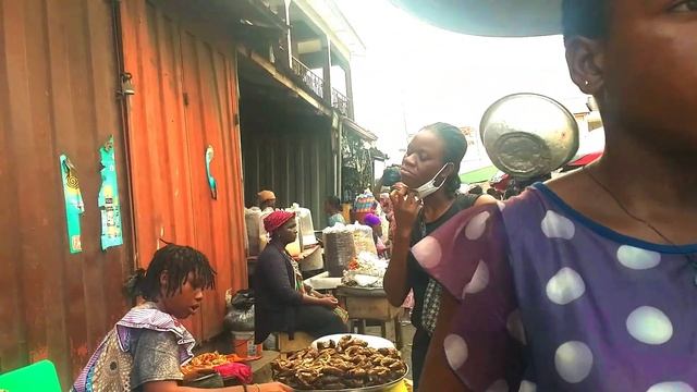 WHAT $15 CAN GET YOU IN GHANA MADINA MARKET, ACCRA. | Ghana Travel Vlog смотреть онлайн