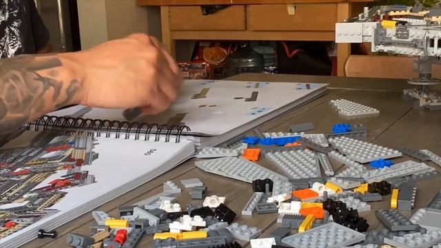 LEGO Star Wars UCS Millennium Falcon смотреть онлайн