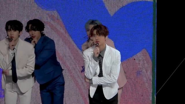 펜타곤(PENTAGON) - 'Baby I Love You' (여원 Focus) @ ONLINE MEDIA SHOWCASE смотреть онлайн