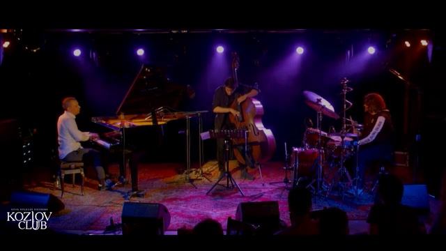 ILUGDIN TRIO смотреть онлайн