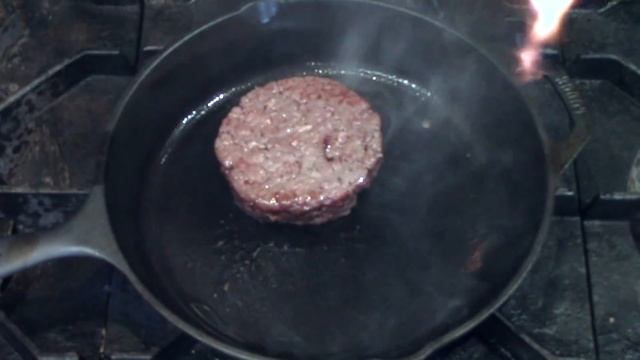 The Best Way to Cook a Thick, Juicy, Hamburger: REVERSE SEAR! смотреть онлайн