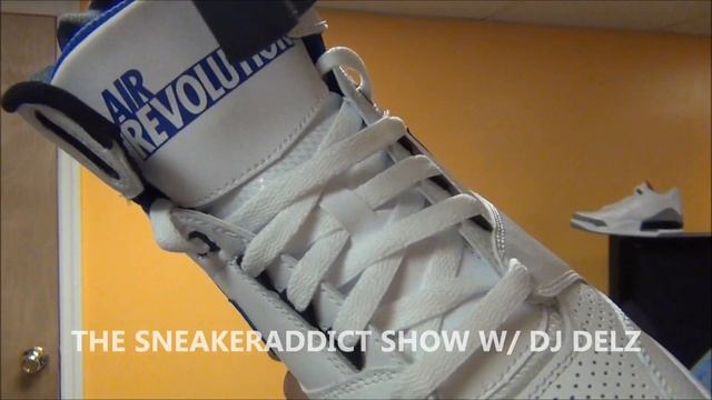 Nike Air Revolution Sneaker Review ,Comparing to Air Jordan 3 Plus On Feet W/ @DjDelz Don C смотреть онлайн