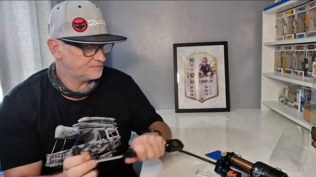 The Best Shock pump Giant Control Mini Shock Pump with Digital Gauge REVIEW AND HOW TO USE IT смотреть онлайн