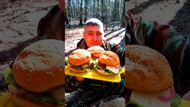 БУРГЕРЫ В ЛЕСУ И ГРИБЫ #выживание24часа смотреть онлайн