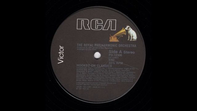 Hooked On Classics [12" Version] - The Royal Philharmonic Orchestra смотреть онлайн