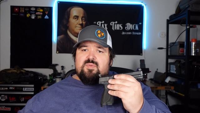 S&W M&P Compact 2.0, is this a good carry gun? смотреть онлайн