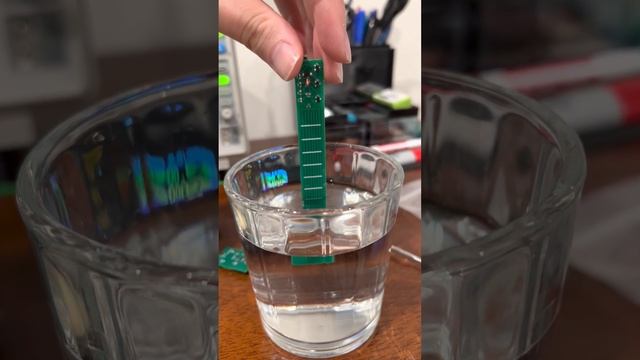Soil Moisture Sensor Demo смотреть онлайн