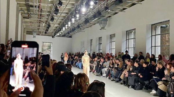 FASHION SHOW LINGERIE DESIGN 2024