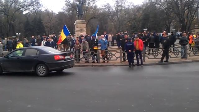 23 11 2013 Кишинев Обезьяна и Румынойд! смотреть онлайн