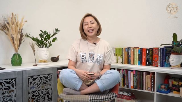 Руны. Обучающий авторский курс по предсказательным рунам Жанны Чулановой. смотреть онлайн