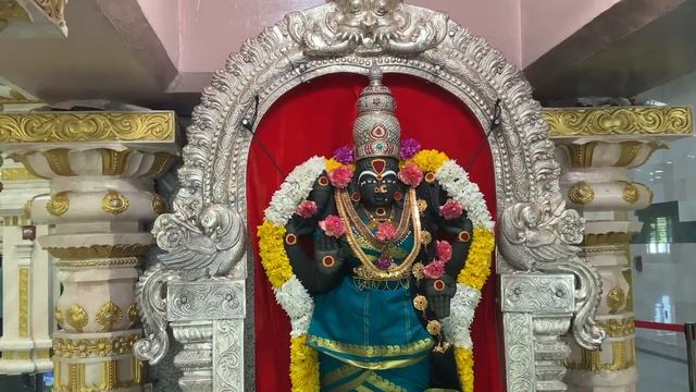 Sri Maha Ganapati Abhishekam on April 28, 2024. смотреть онлайн
