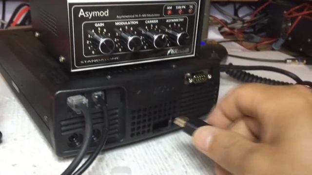 Asymod & the Kenwood TS-480 Hi-Fi Transceiver смотреть онлайн