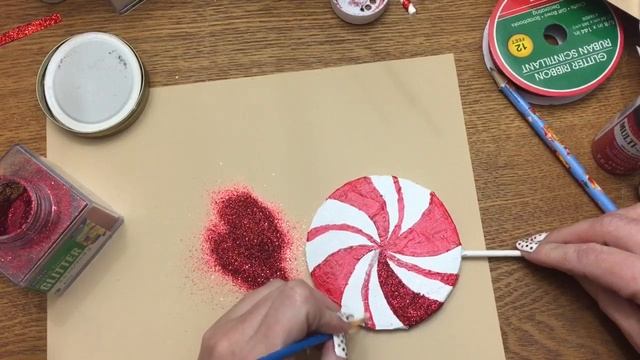 Christmas Crafts: DIY Lollipop Ornaments смотреть онлайн