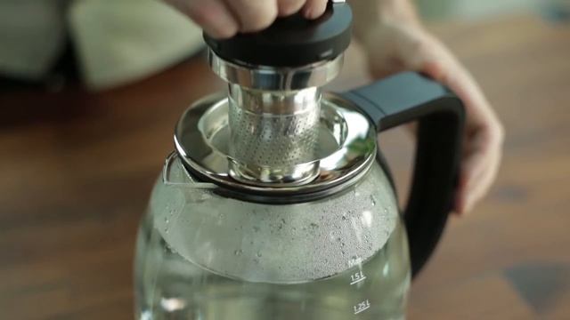 KitchenAid® Glass Tea Kettle смотреть онлайн