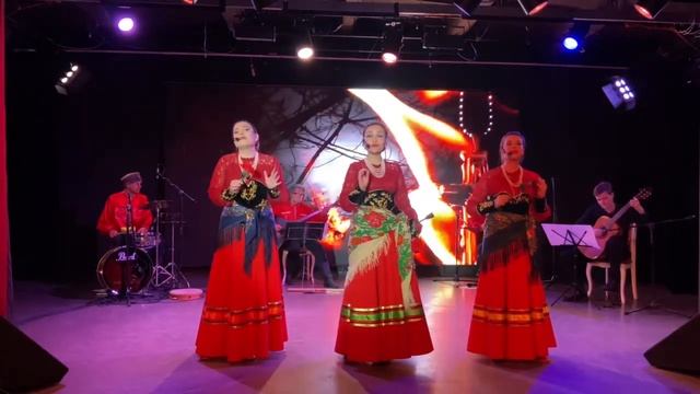 Романс «Андалузская ночь» - ансамбль казачьей песни «САКМА» смотреть онлайн