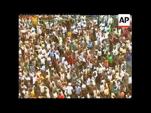 Haitians chant and pray at exact time quake struck a month ago смотреть онлайн