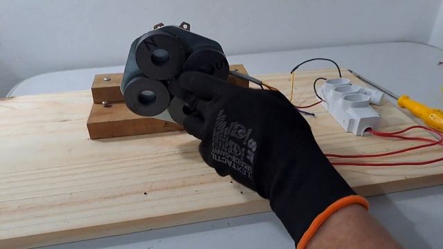 How to Make Free Energy Generator With Fan Motor смотреть онлайн