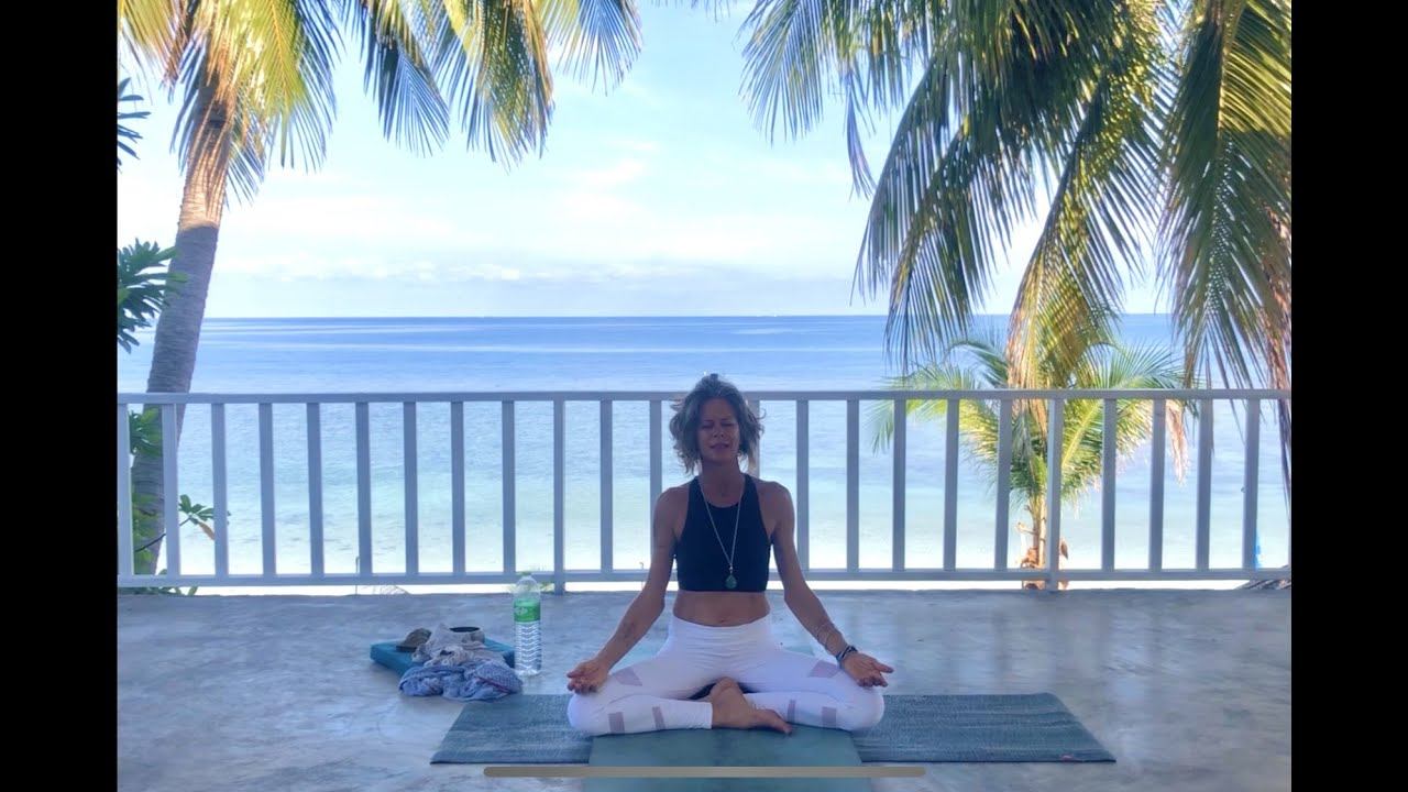 Free Yoga 30 minutes - for arthritic & Rheumatoid Arthritis - Anahata Yoga Shala смотреть онлайн