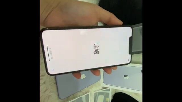 IPHONE 11 (PURPLE) vs IPHONE 11 PRO MAX (BLACK) смотреть онлайн
