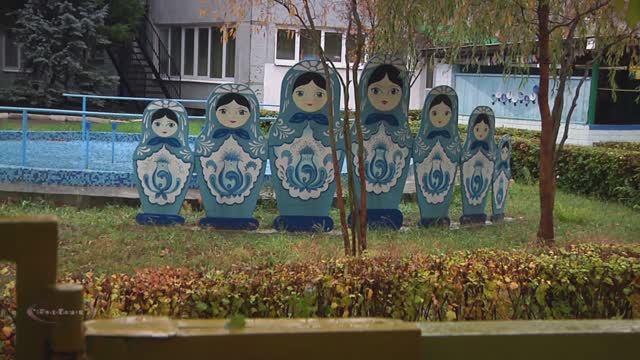 ул Красильникова и Гоголя. Осень, дождь. " Память... " г Сызрань "без прикрас". смотреть онлайн