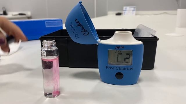 Medição de Cloro com Colorímetro Hanna Checker смотреть онлайн