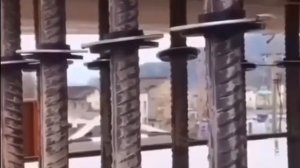 Как происходит монтаж опоры моста.