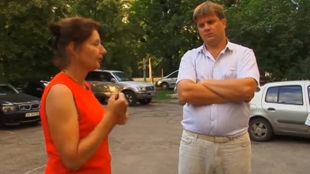 Встреча с жителями во дворе по улице Ахсарова смотреть онлайн