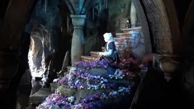 De Zes Zwanen in het Sprookjesbos (Winter Efteling 2019) смотреть онлайн