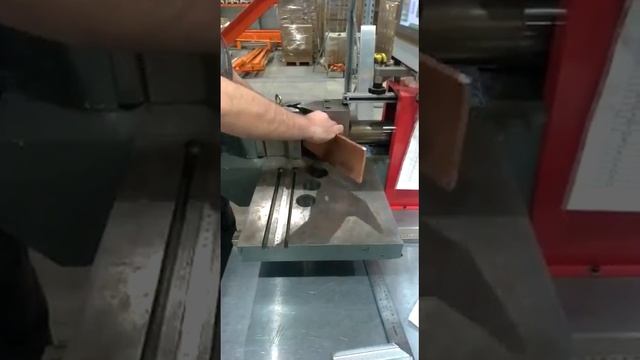 Гибка медной шины твердой ( ШМТ) на производстве смотреть онлайн