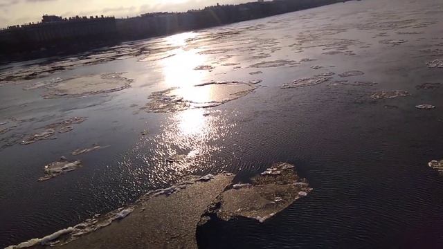 Над холодной блестящей Невою... смотреть онлайн