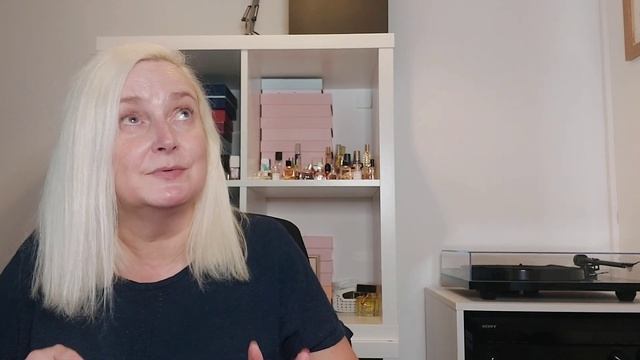 TOYL Subscription Beauty Box - August 2022 - Worth over £121 - Unboxing and Review смотреть онлайн