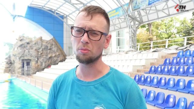 Усі адаптуються: як почувається дельфінятко, яке народилося у Харкові під обстрілами смотреть онлайн