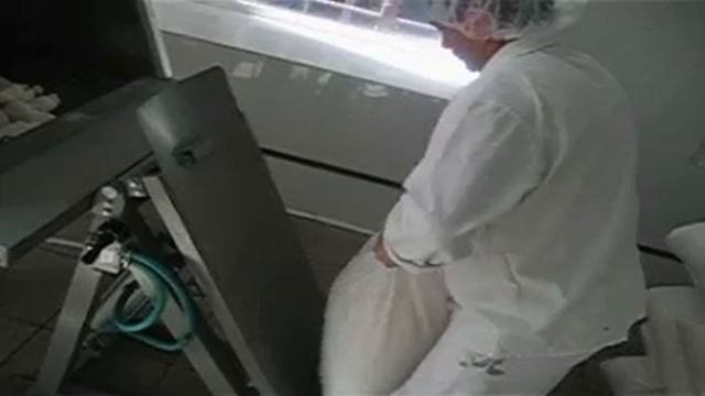 Ручной растариватель мешков с мешкоопрокидывателем смотреть онлайн