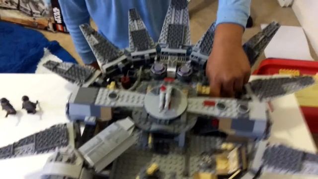 Millennium Falcon LEGO 2016 - 75105 смотреть онлайн