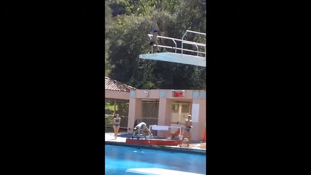 Handstand off 5m Platform смотреть онлайн