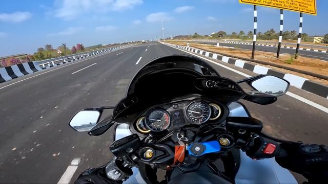 Speed and Power | The Irresistible Charm Suzuki Hayabusa смотреть онлайн