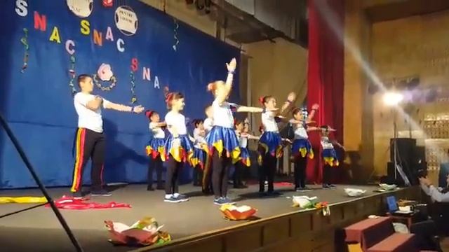 La concursul de dans modern care se numește:împreună pentru viitor смотреть онлайн